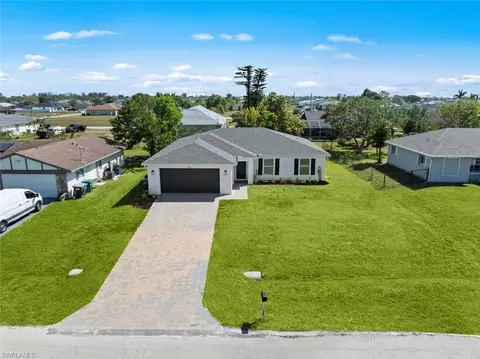 1405 NW 7th Pl, Cape Coral, FL 33993