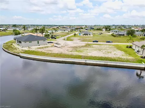 1246 NW 36th Ave, Cape Coral, FL 33993
