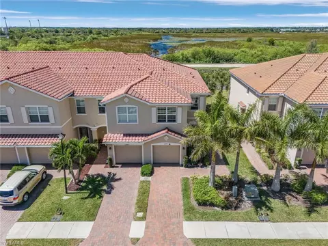 2701 Citrus St, Naples, FL 34120
