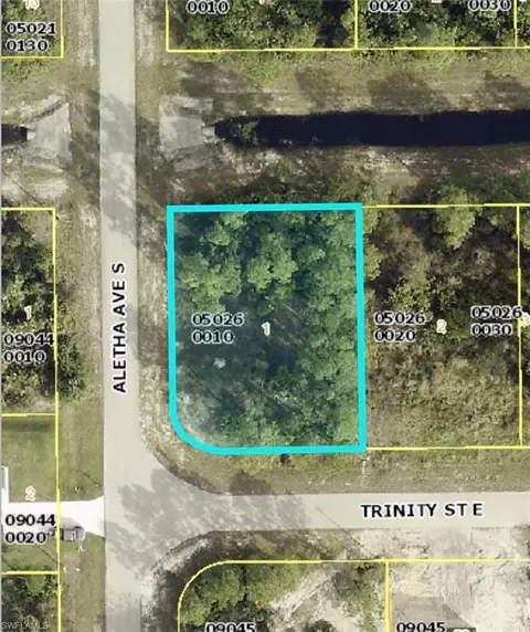 505 Trinity St E, Lehigh Acres, FL 33974
