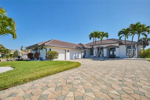 1685 Edith Esplanade, Cape Coral, FL 33904