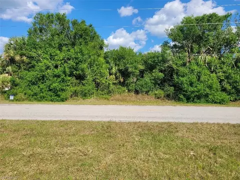 Everglades Blvd N, Naples, FL 34120 photo 2