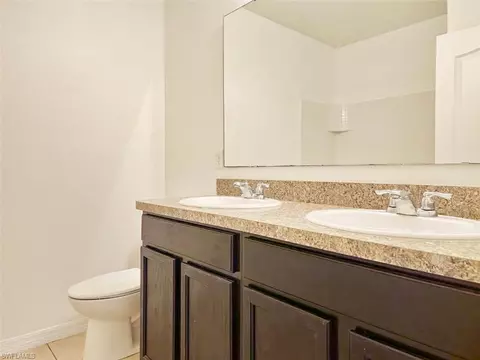 Bath - 324 Sunny Field Ct, Eustis, FL 32726 photo 3 of 4