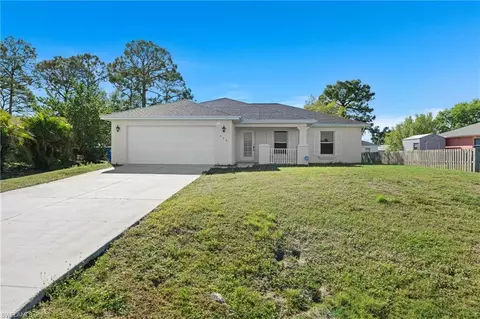 366 Parkdale Blvd, Lehigh Acres, FL 33974