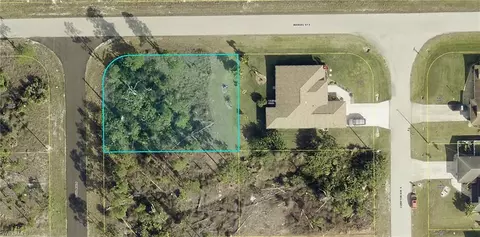 811 Boyd Ave S, Lehigh Acres, FL 33974