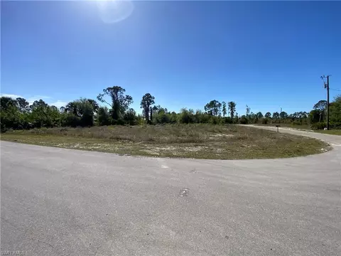 1240 Eclair St E, Lehigh Acres, FL 33974