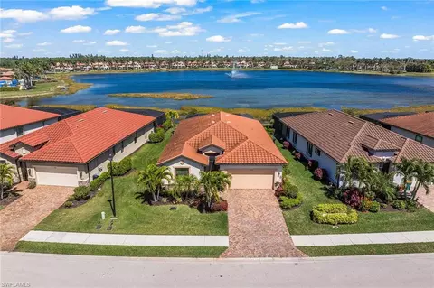 1526 Santiago Cir, Naples, FL 34113