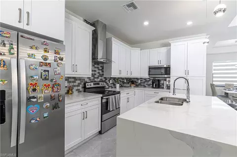 764 8th St SE, Naples, FL 34117 photo 14