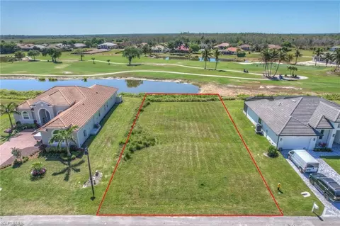 18024 Greenwood Dr, Naples, FL 34114