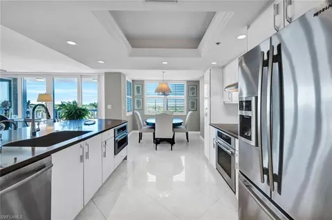 6585 Nicholas Blvd #404, Naples, FL 34108