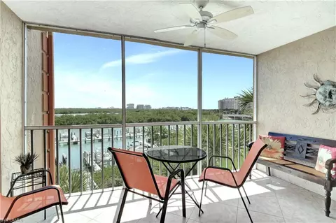 300 Horse Creek Dr #402, Naples, FL 34110