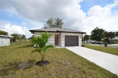 2132 Barker Blvd, Fort Myers, FL 33916