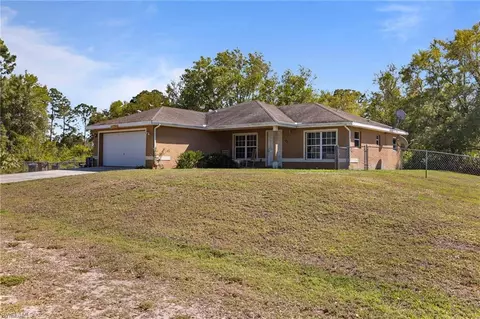 1024 Iris St E, Lehigh Acres, FL 33974 photo 3