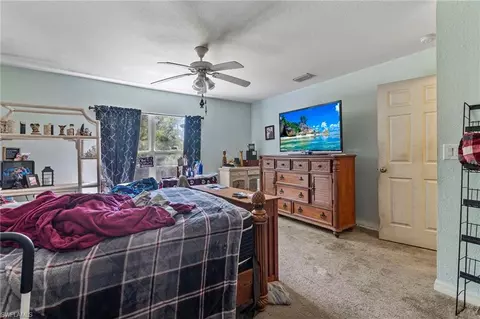 1024 Iris St E, Lehigh Acres, FL 33974 photo 15