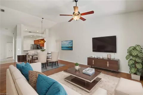 6254 Mandalay Cir #52, Naples, FL 34112