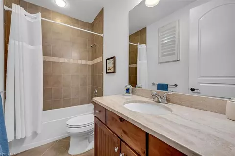 Bath - 7955 Cordoba Pl, Naples, FL 34113 photo 3 of 4
