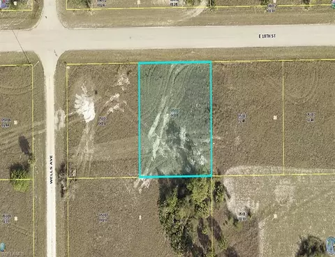 4202 E 18th St, Lehigh Acres, FL 33972