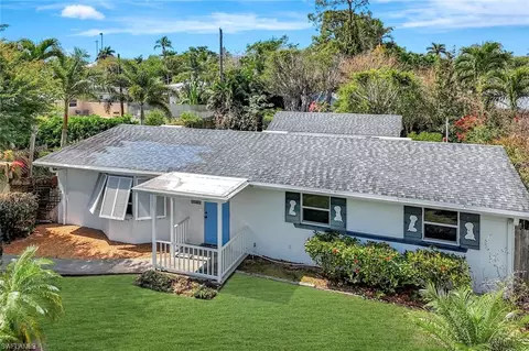 2261 11th St N, Naples, FL 34103 photo 3