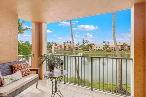 1275 Wildwood Lakes Blvd #204, Naples, FL 34104