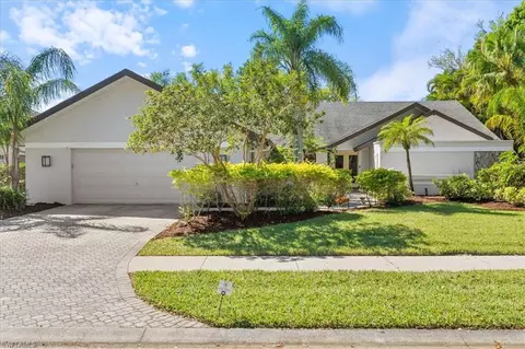 19 Winewood Ct, Fort Myers, FL 33919