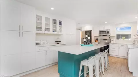 1049 El Rio Ave, Fort Myers, FL 33919