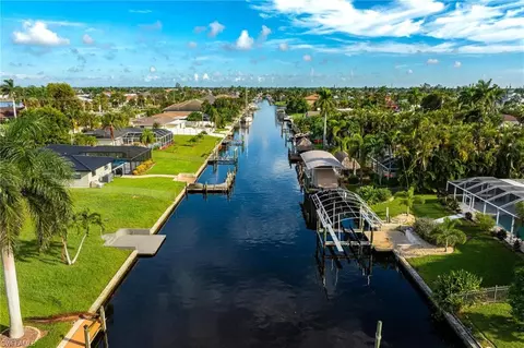 5107 Pelican Blvd, Cape Coral, FL 33914