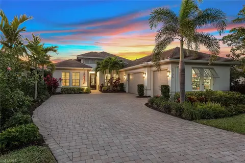 3295 Ibiza Ln, Naples, FL 34114
