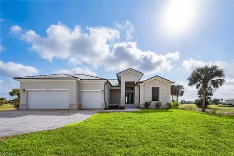 16440 Cape Horn Blvd, Punta Gorda, FL 33955