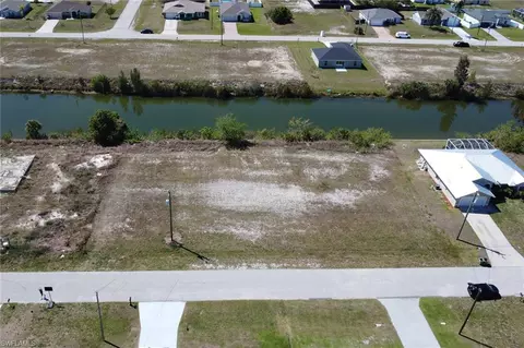 1704 NW 6th Pl, Cape Coral, FL 33993