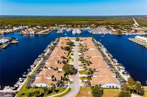 274 Stella Maris Dr S, Naples, FL 34114
