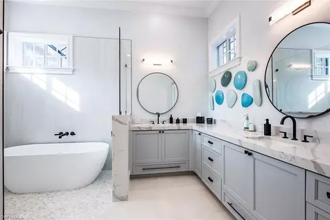 Bath - 2336 Broadwing Ct, Naples, FL 34105 photo 1 of 3