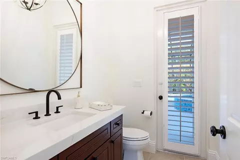 Bath - 2336 Broadwing Ct, Naples, FL 34105 photo 2 of 3