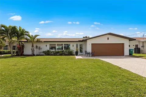 1720 SE 40th Ter, Cape Coral, FL 33904