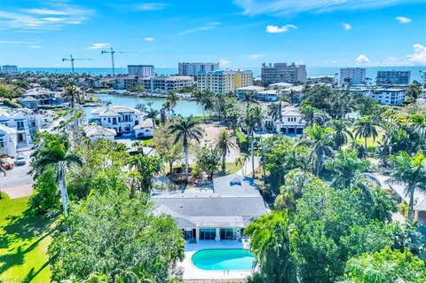 289 Spring Line Dr, Naples, FL 34102 photo 8