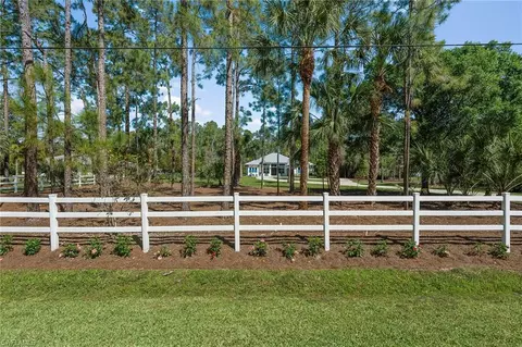 3321 3rd Ave NW, Naples, FL 34120