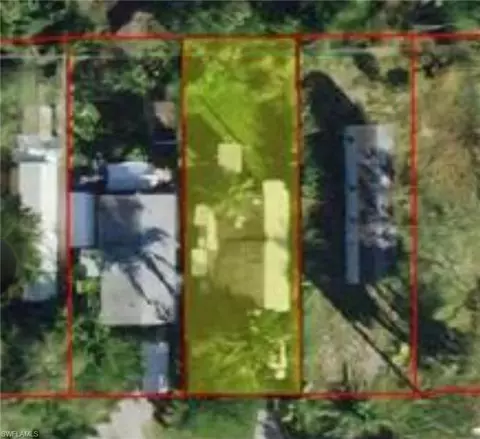 2593 Holly Ave, Naples, FL 34112