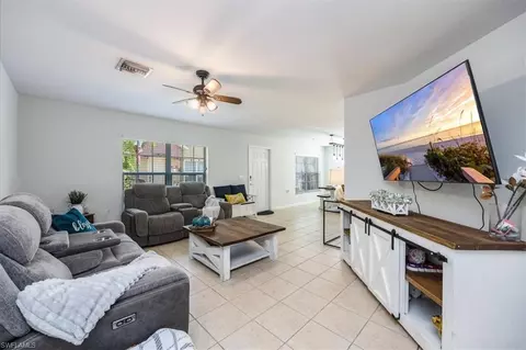 9072 Gervais Cir #307, Naples, FL 34120