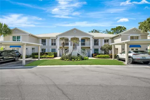 893 Gulf Pavilion Dr #101, Naples, FL 34108