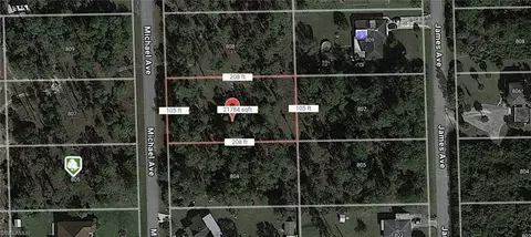 806 Michael Ave, Lehigh Acres, FL 33936