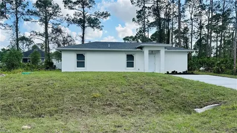 840 Clow St E, Lehigh Acres, FL 33974