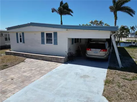 17650 Peppard Dr, Fort Myers Beach, FL 33931