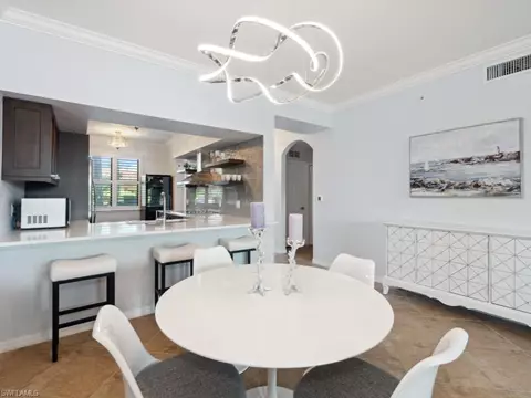 9731 Acqua Ct #515, Naples, FL 34113