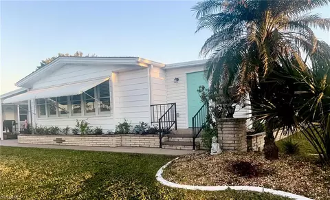 281 Harbor Isles Dr, North Port, FL 34287