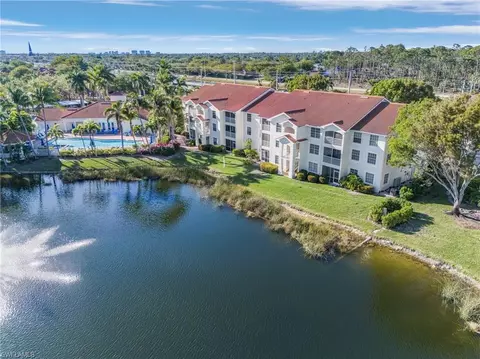 4720 Saint Croix Ln #127, Naples, FL 34109