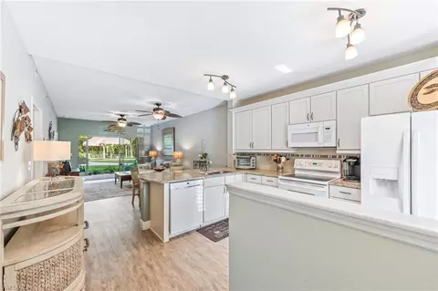9175 Celeste Dr #107, Naples, FL 34113 photo 3