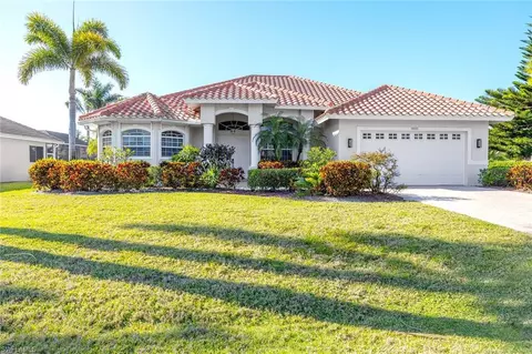 9851 El Greco Cir, Bonita Springs, FL 34135
