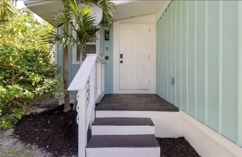 2995 Francis Ave, Naples, FL 34112