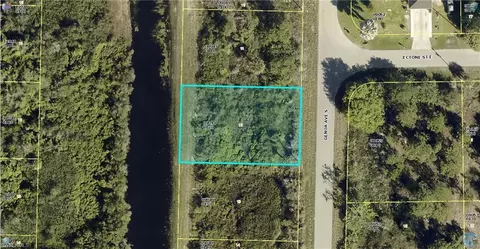 1022 Genoa Ave S, Lehigh Acres, FL 33974