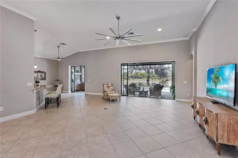 8366 Palacio Ter S, Naples, FL 34114 photo 5