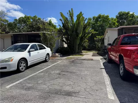 Exterior - 5344 Treetops Dr #E-2, Naples, FL 34113 photo 3 of 4